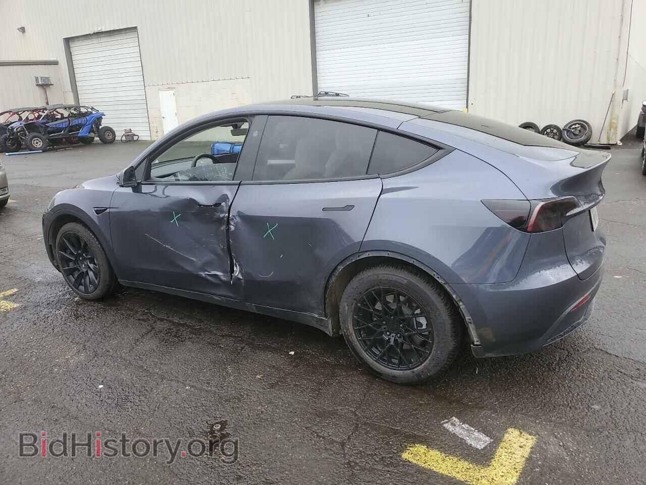 2023 TESLA MODEL Y - VIN: 7SAYGDEE7PF958271 - Фото 2