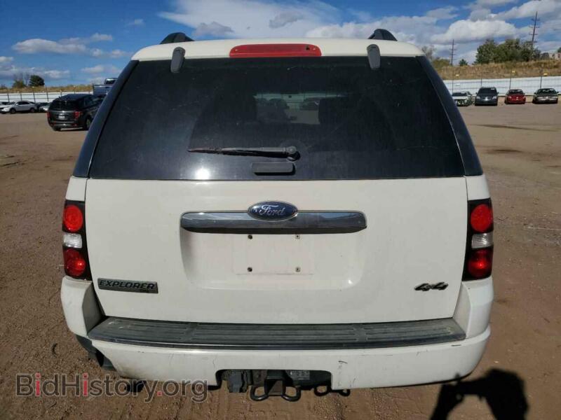 2008 Ford EXPLORER (VIN 1FMEU73E18UB05849) — photo 6 of 12