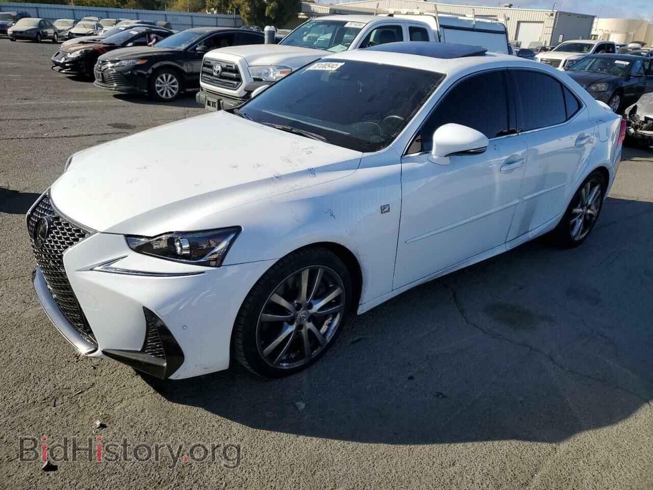 Photo JTHBA1D27K5098830 - LEXUS IS 2019