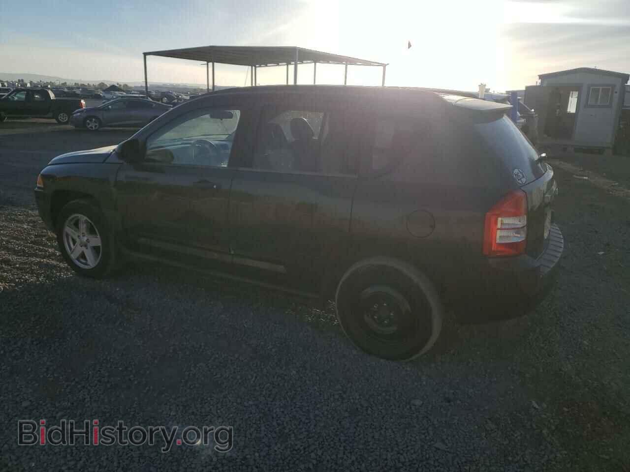 2008 JEEP COMPASS - VIN: 1J8FT47038D778711 - Фото 2