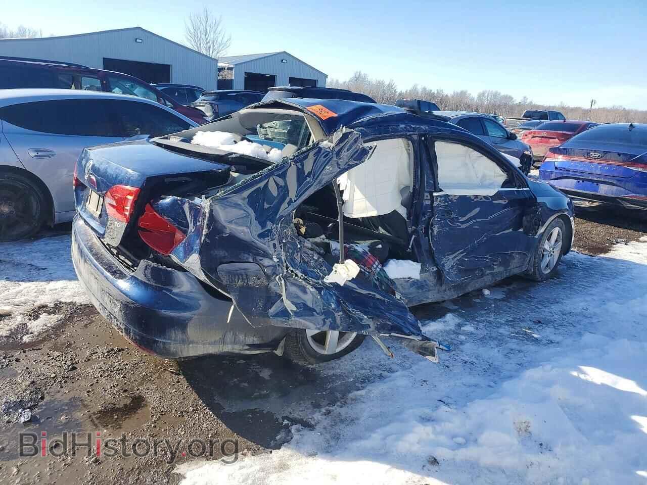 2014 VOLKSWAGEN JETTA - VIN: 3VWDL7AJ2EM377682 - Фото 3