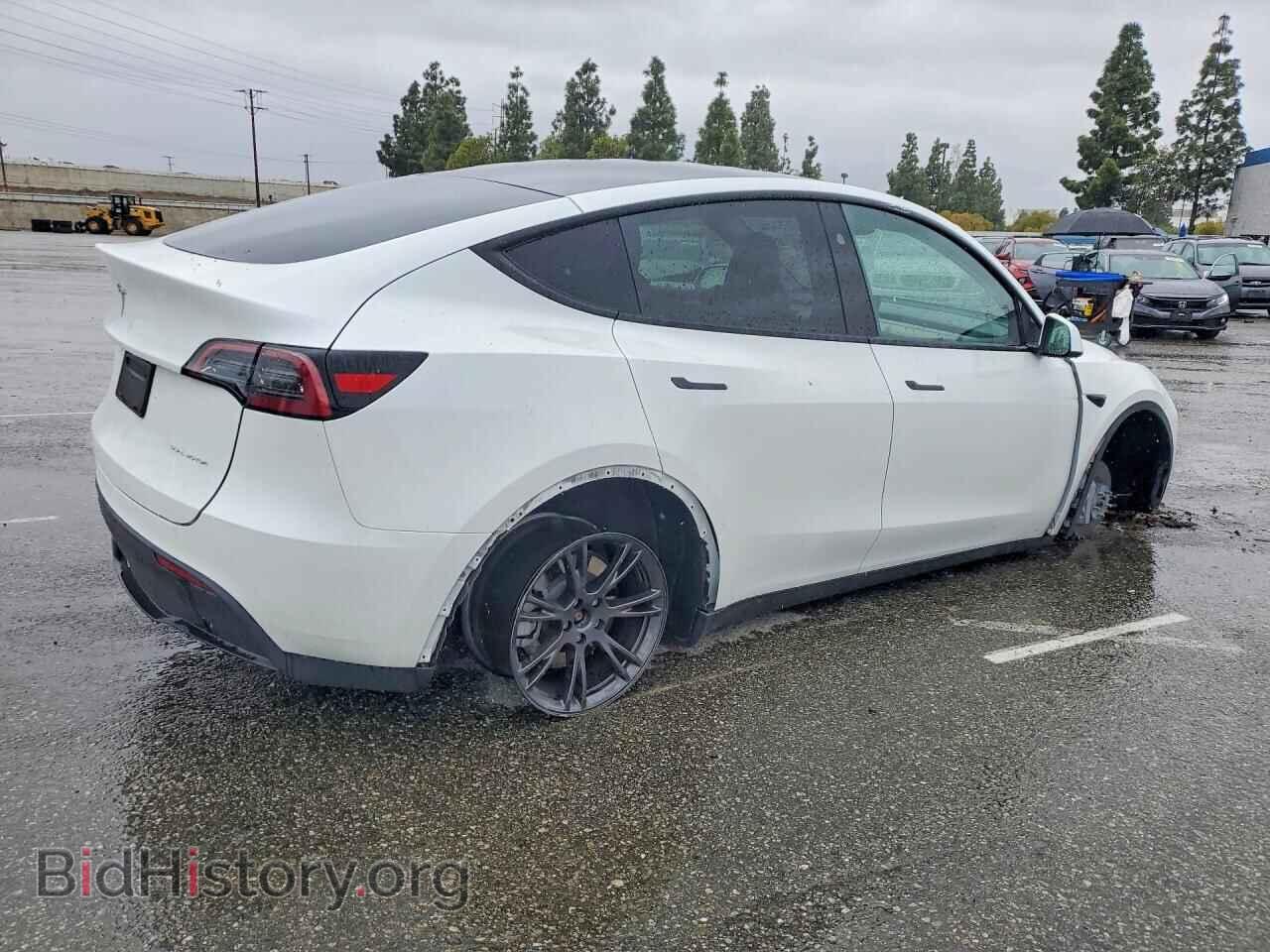2025 TESLA MODEL Y - VIN: 7SAYGDEE3SF307292 - Фото 3