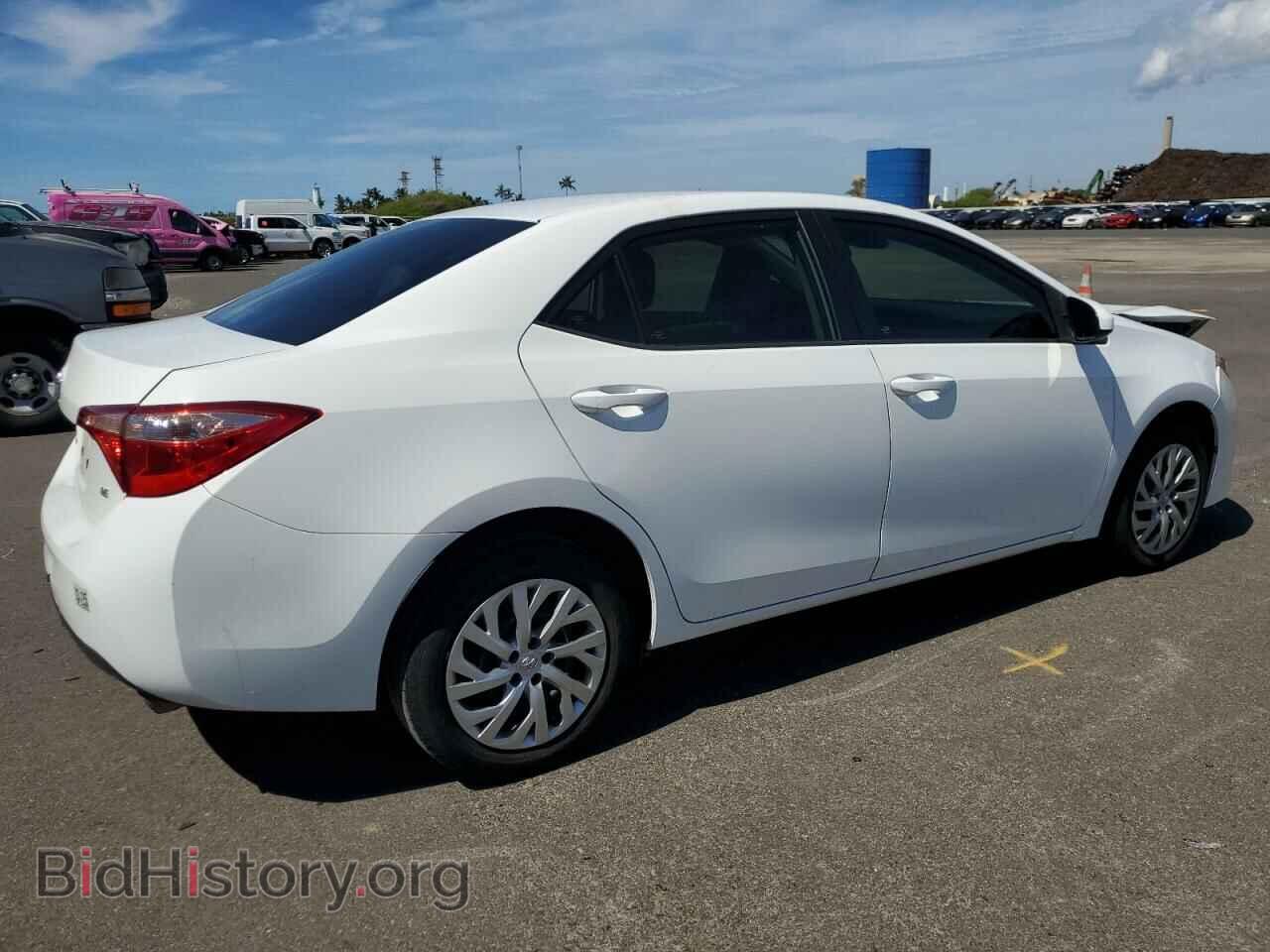 2017 TOYOTA COROLLA - VIN: 5YFBURHE2HP577471 - Photo 3