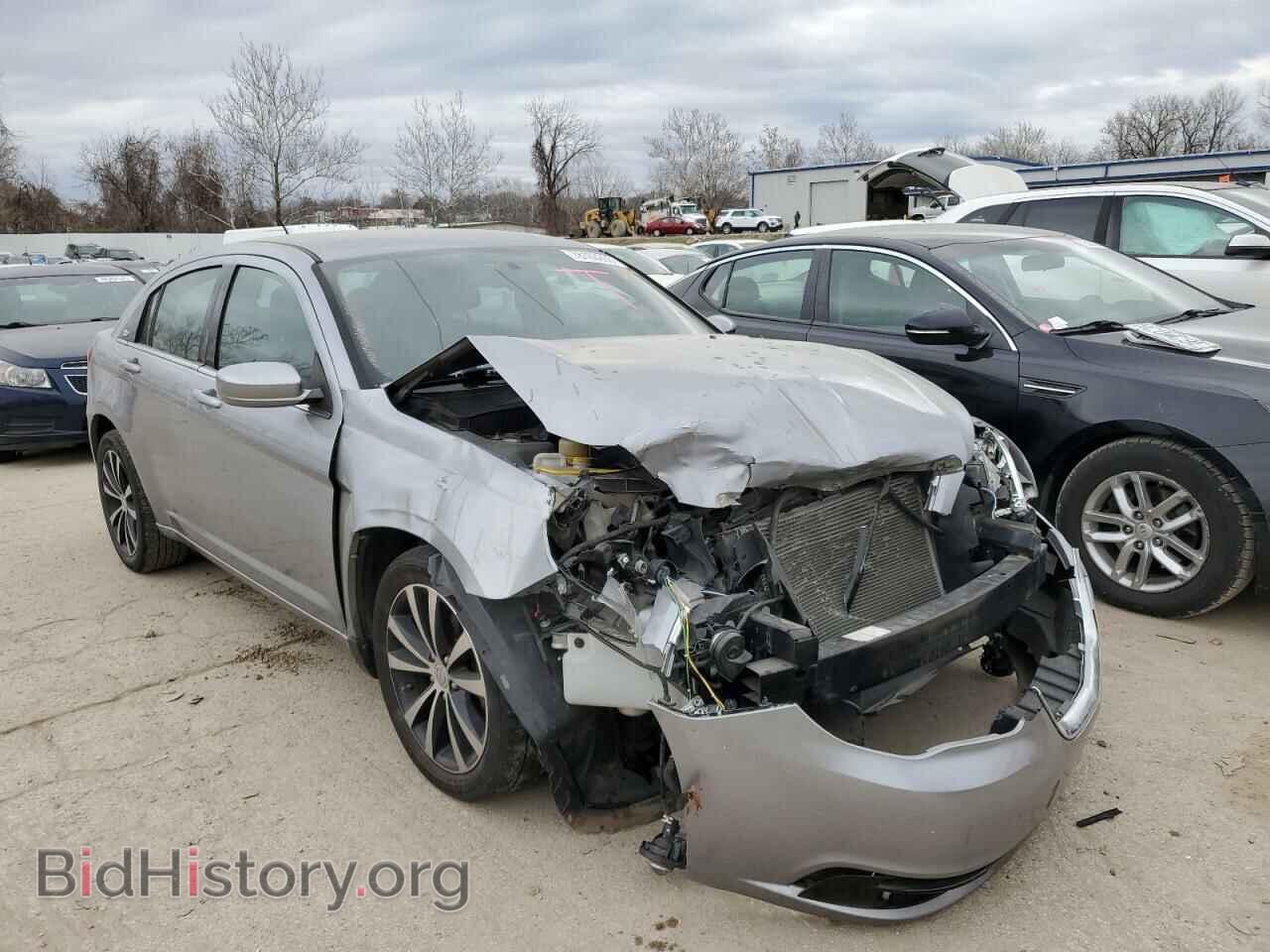 2013 CHRYSLER 200 - VIN: 1C3CCBBB8DN674554 - Фото 4