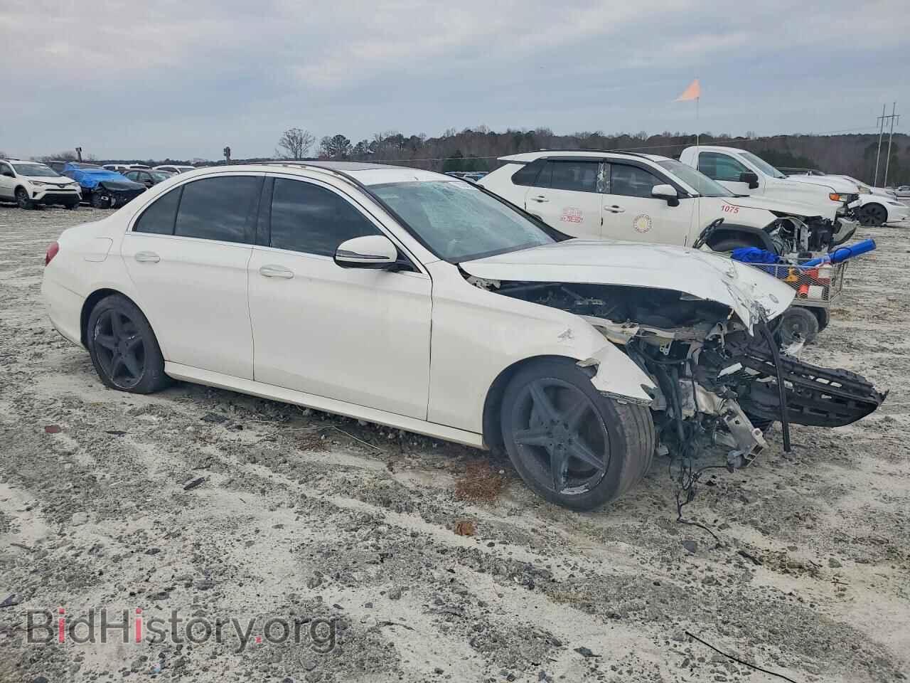2017 MERCEDES-BENZ E-CLASS - VIN: WDDZF4JB3HA040047 - Фото 4