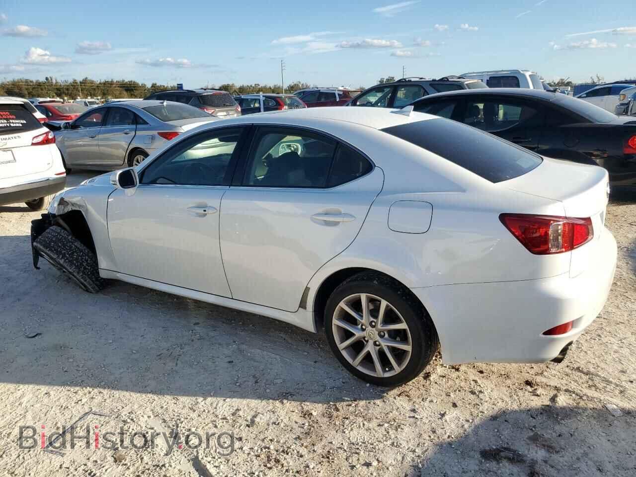 2011 LEXUS IS - VIN: JTHCF5C23B5046223 - Photo 2