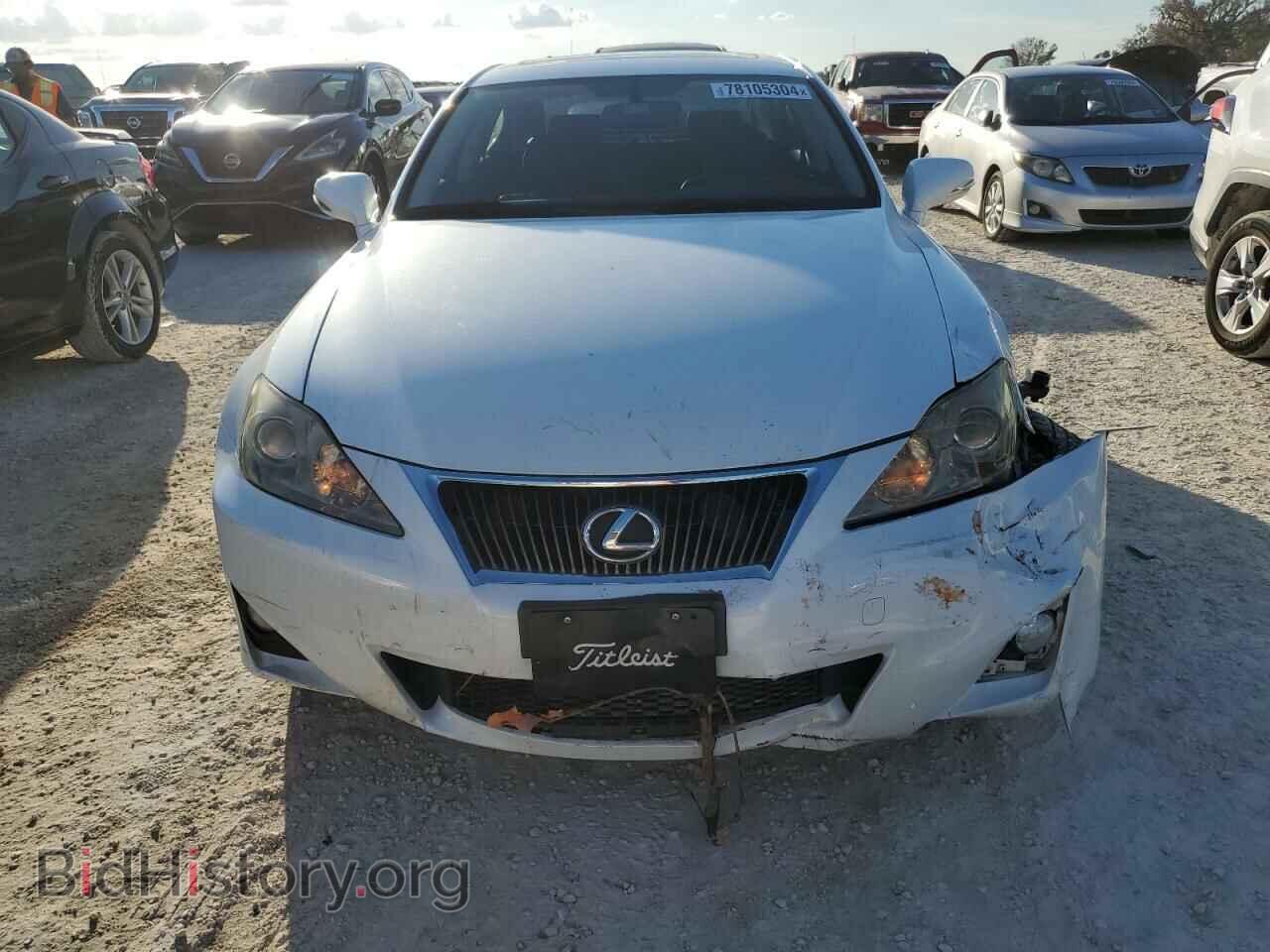 2011 LEXUS IS - VIN: JTHCF5C23B5046223 - Photo 5
