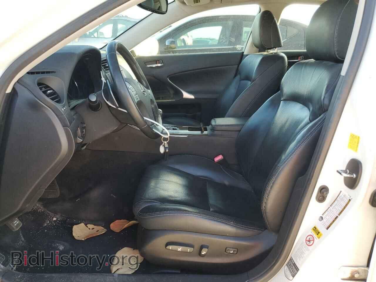 2011 LEXUS IS - VIN: JTHCF5C23B5046223 - Photo 7