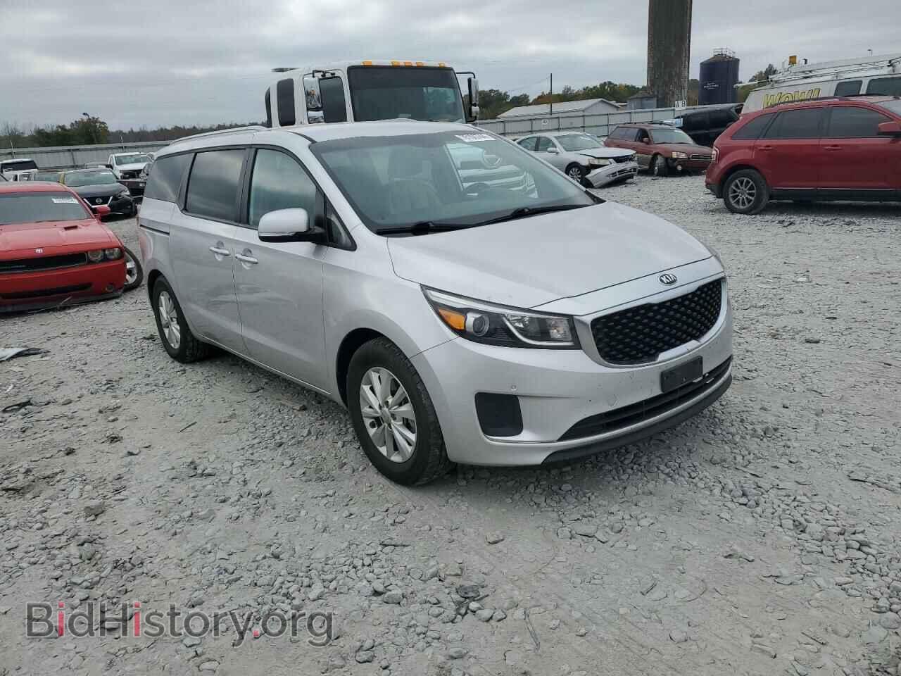 2017 KIA All Models - VIN: KNDMB5C13H6242433 - Фото 4