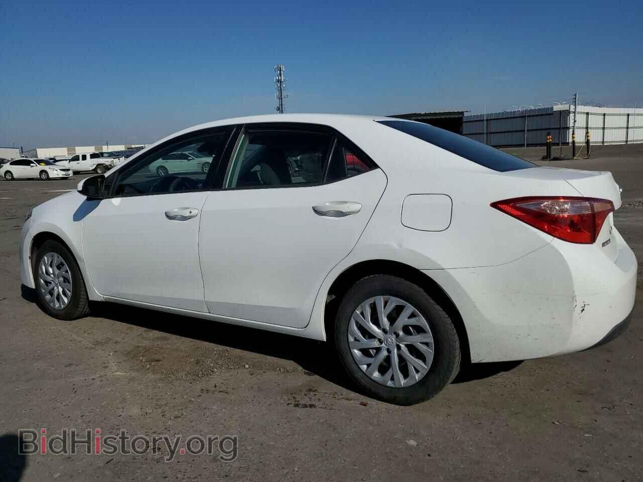 2017 TOYOTA COROLLA - VIN: 2T1BURHEXHC847319 - Photo 2