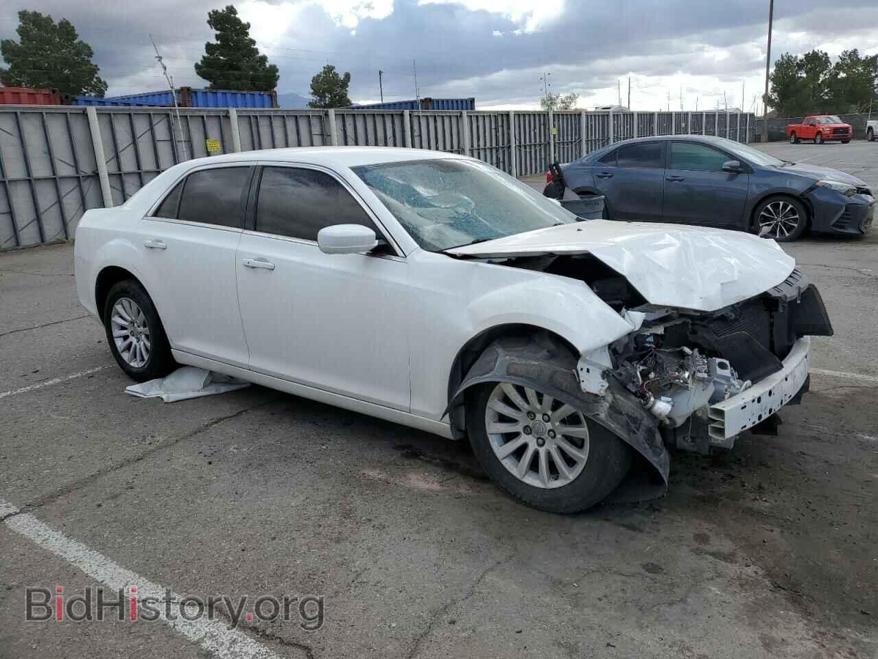 2013 CHRYSLER 300 - VIN: 2C3CCAAG4DH586441 - Фото 4