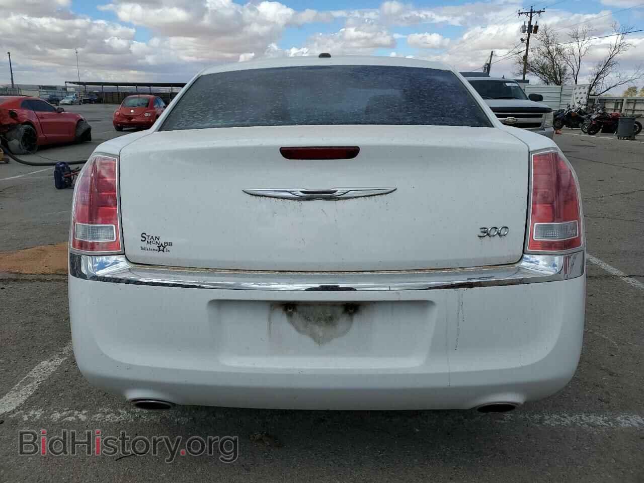 2013 CHRYSLER 300 - VIN: 2C3CCAAG4DH586441 - Фото 6