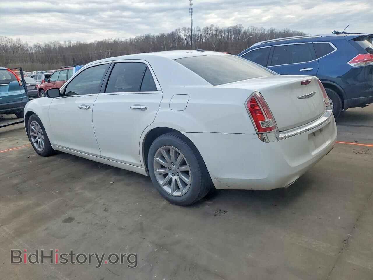 2013 CHRYSLER 300 - VIN: 2C3CCAEG2DH530024 - Фото 2