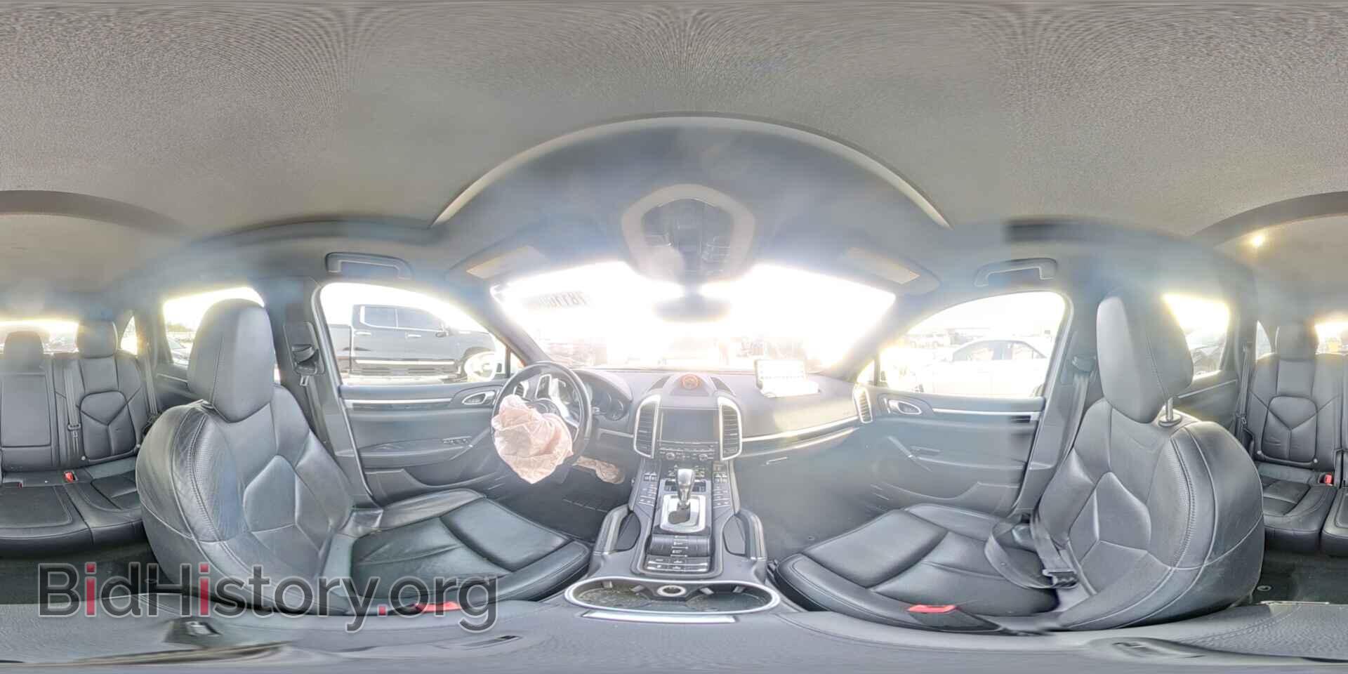 2016 PORSCHE CAYENNE - VIN: WP1AE2A24GLA59562 - Фото 16