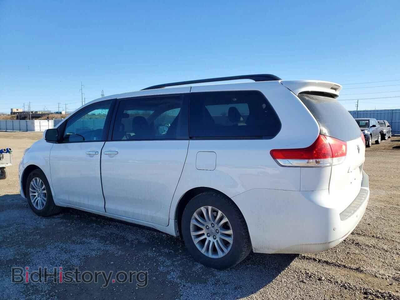 2013 TOYOTA All Models - VIN: 5TDYK3DC8DS284676 - Фото 2