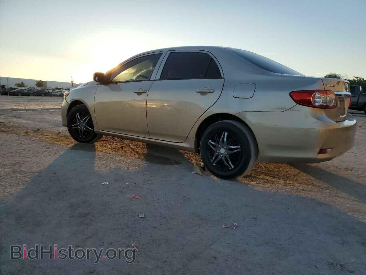 2013 TOYOTA COROLLA - VIN: 5YFBU4EE2DP212323 - Фото 2