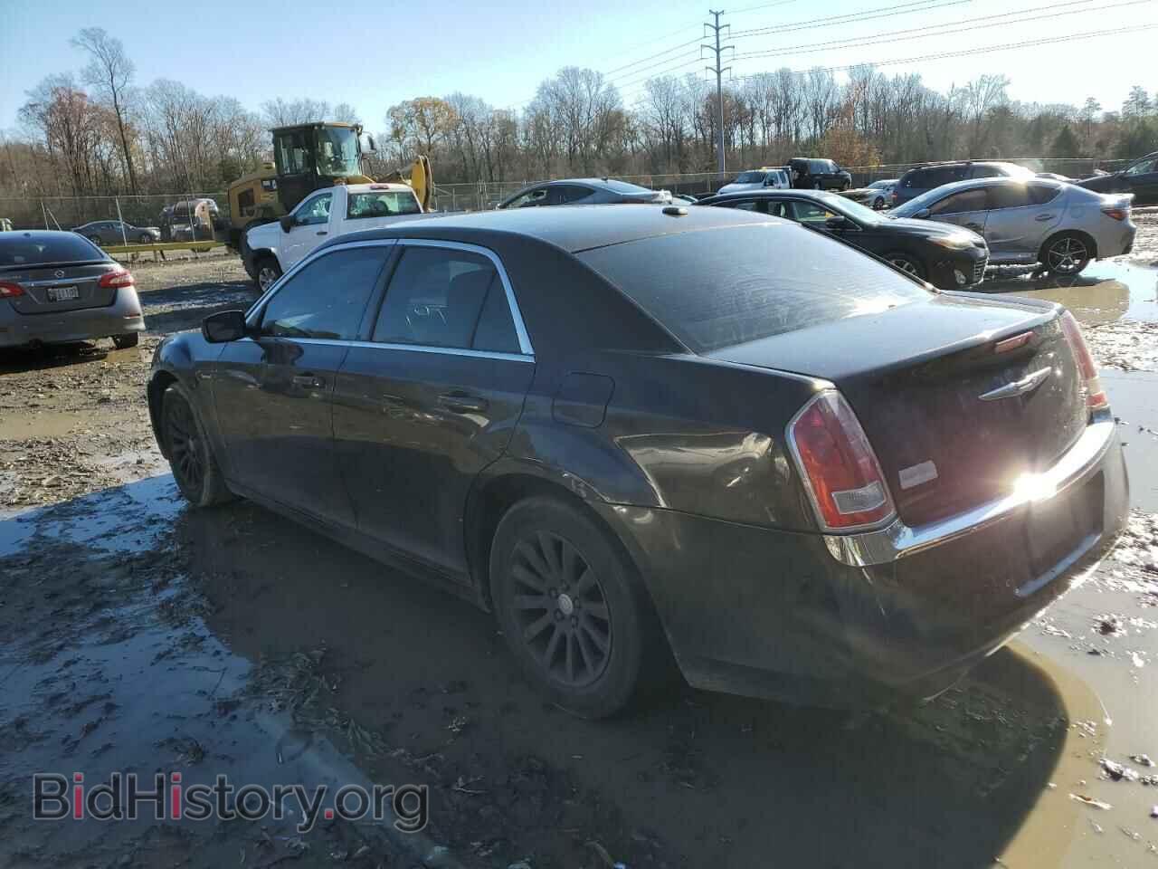 2012 CHRYSLER 300 - VIN: 2C3CCAAG9CH166835 - Фото 2