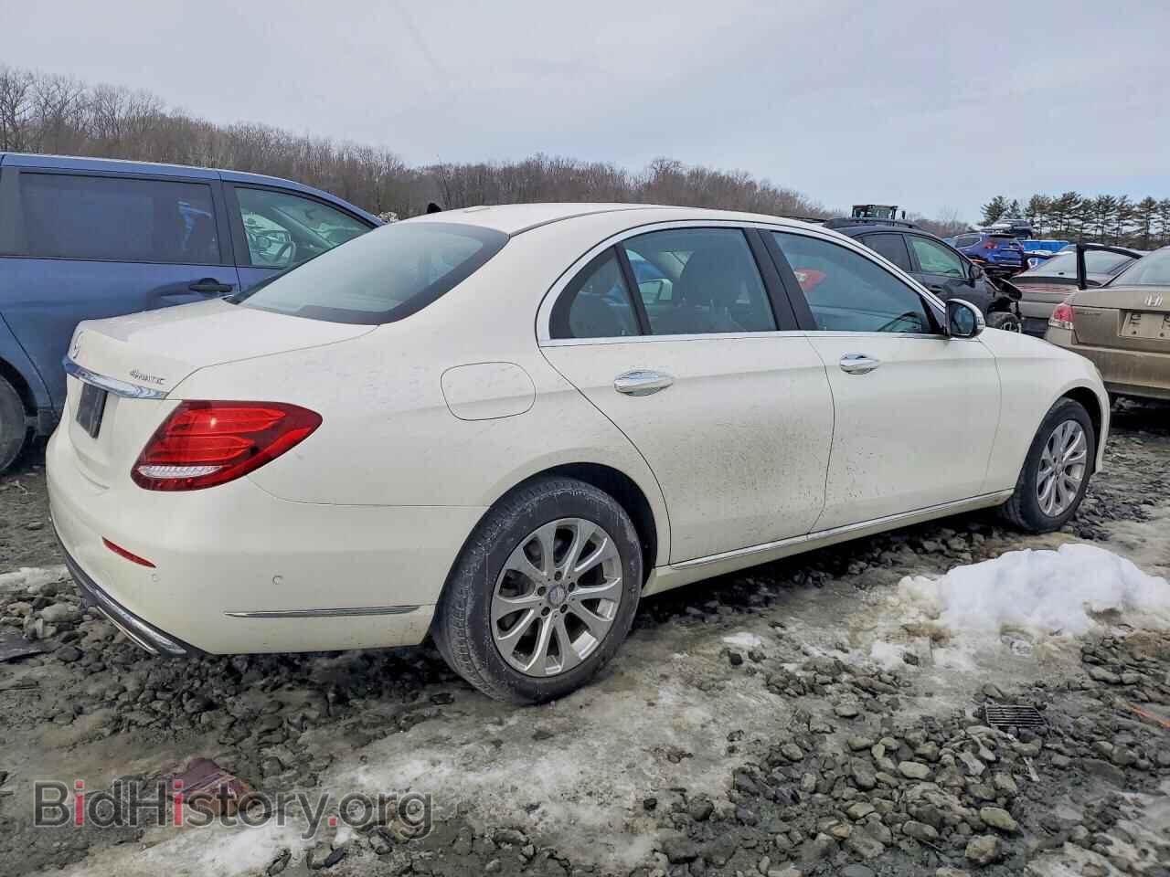 2017 MERCEDES-BENZ E - VIN: WDDZF4KB8HA110608 - Фото 3