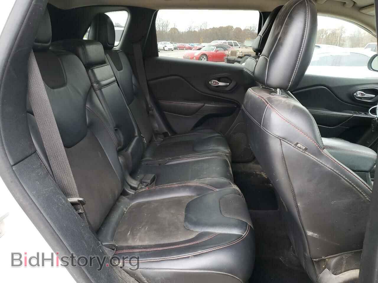 2016 JEEP CHEROKEE - VIN: 1C4PJMBS8GW299696 - Photo 11