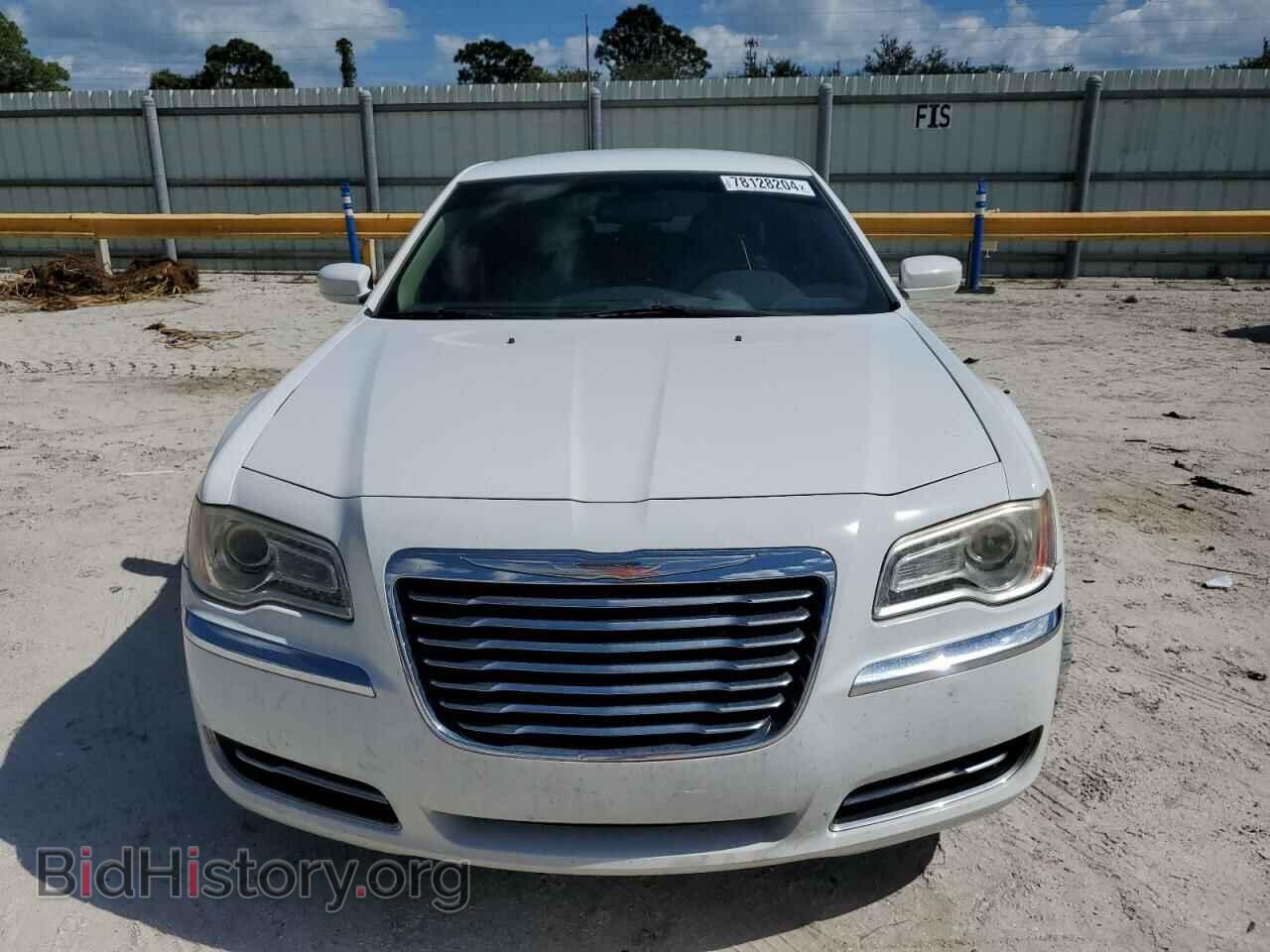 2014 CHRYSLER 300 - VIN: 2C3CCAAG5EH127579 - Фото 5
