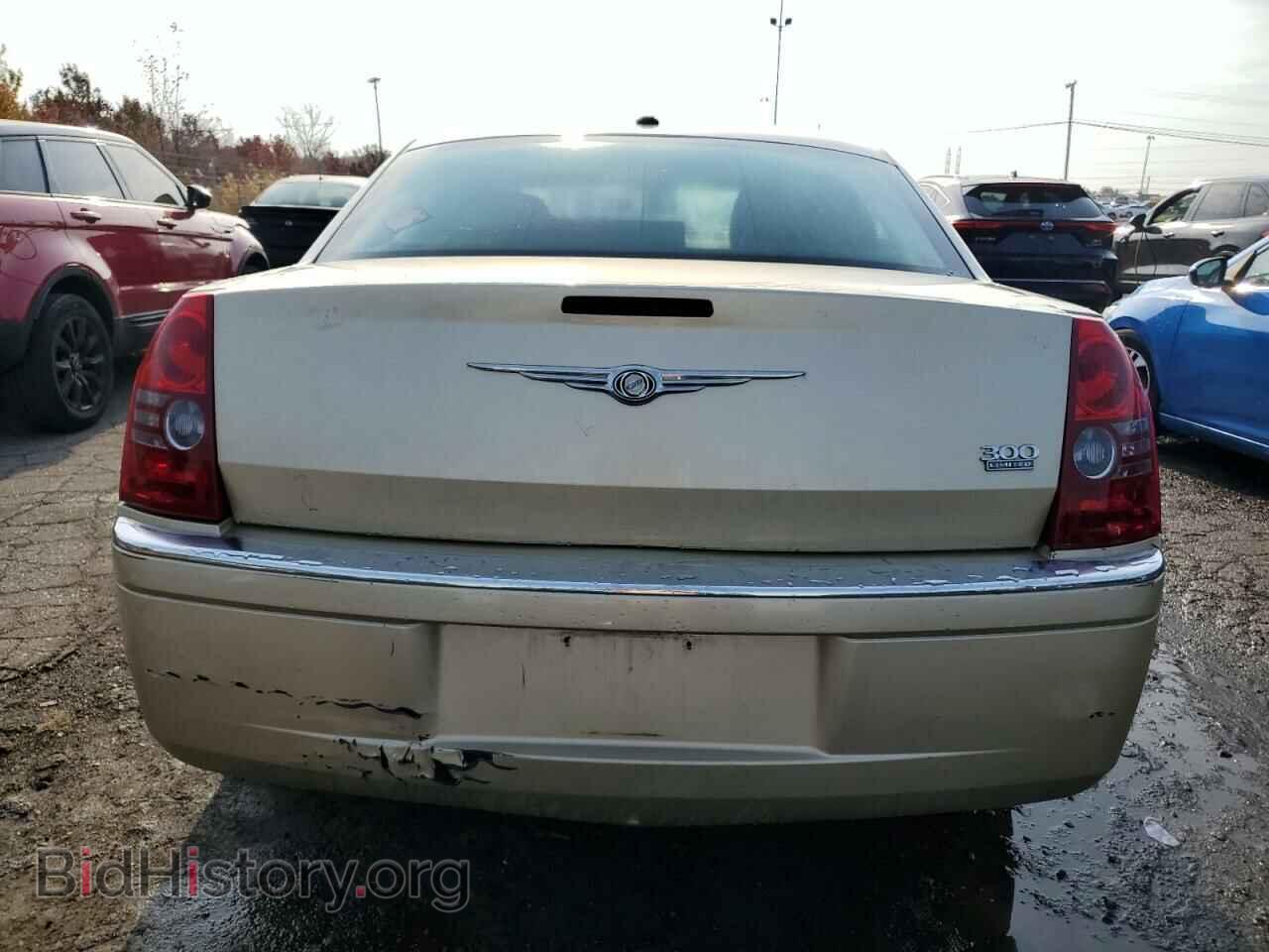 2010 CHRYSLER 300 - VIN: 2C3CA3CV4AH212713 - Фото 6