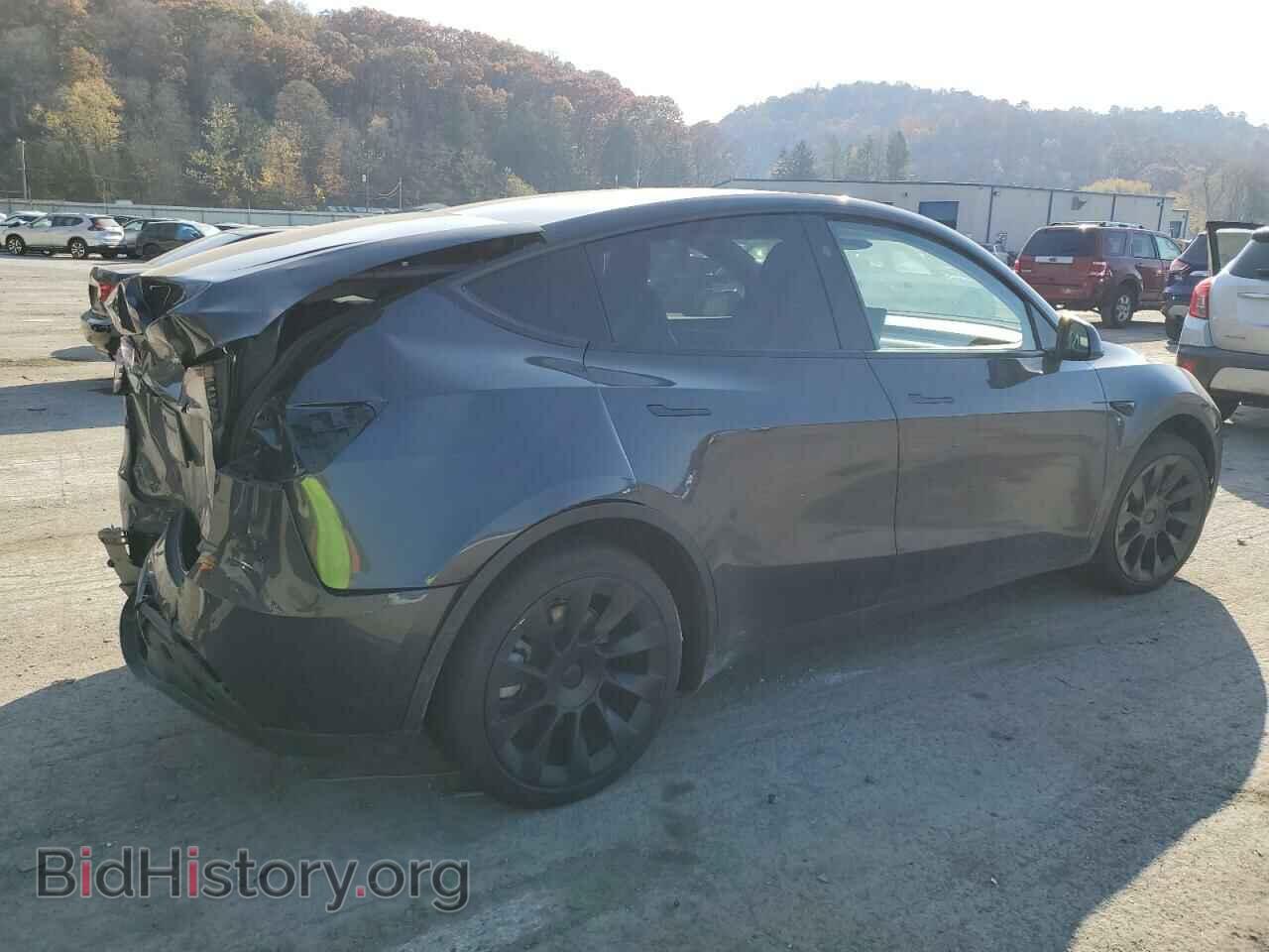 2024 TESLA MODEL Y - VIN: 7SAYGAEE5RF061273 - Фото 3