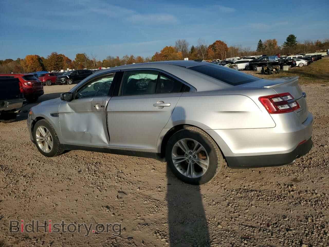 2017 FORD TAURUS - VIN: 1FAHP2E82HG136826 - Фото 2