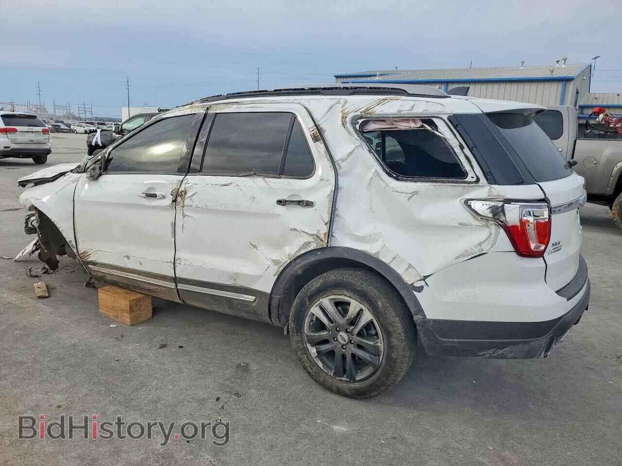 2018 FORD EXPLORER - VIN: 1FM5K8D87JGB09123 - Photo 2