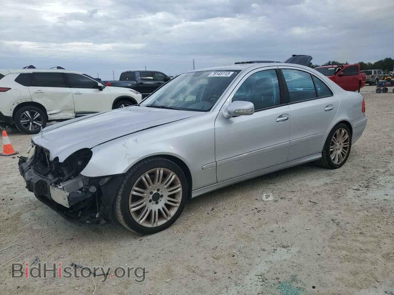 Photo WDBUF56X18B204628 - MERCEDES-BENZ E-CLASS 2008