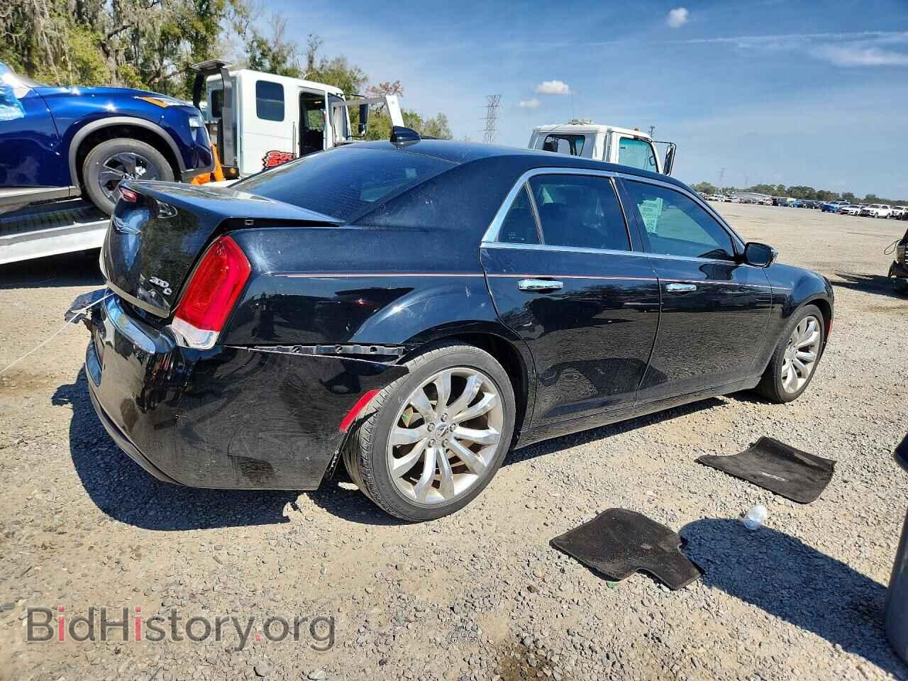 2017 CHRYSLER 300 - VIN: 2C3CCAEG2HH516582 - Фото 3