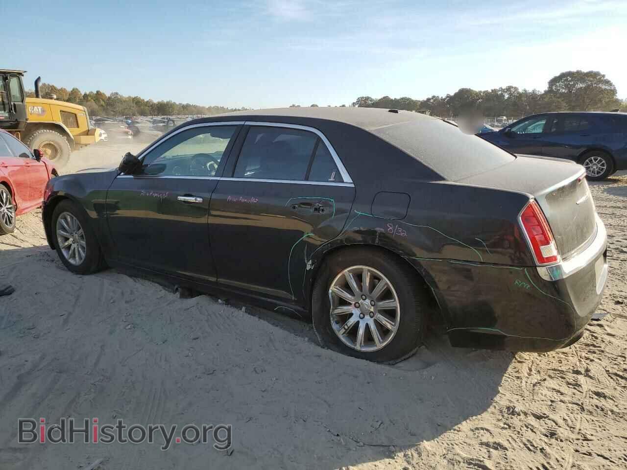 2011 CHRYSLER 300 - VIN: 2C3CA5CG2BH594321 - Фото 2