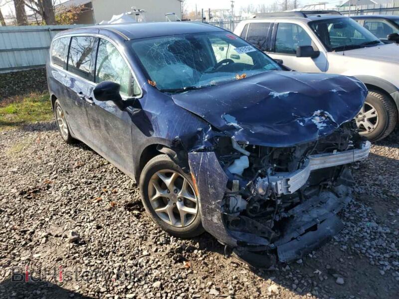 2017 Chrysler PACIFICA (VIN 2C4RC1BG5HR832305) — фото 4 из 14