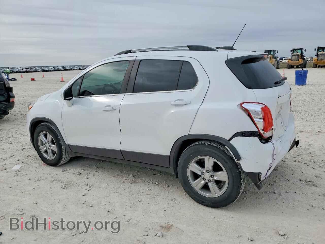 2019 CHEVROLET TRAX - VIN: 3GNCJLSB3KL331470 - Photo 2