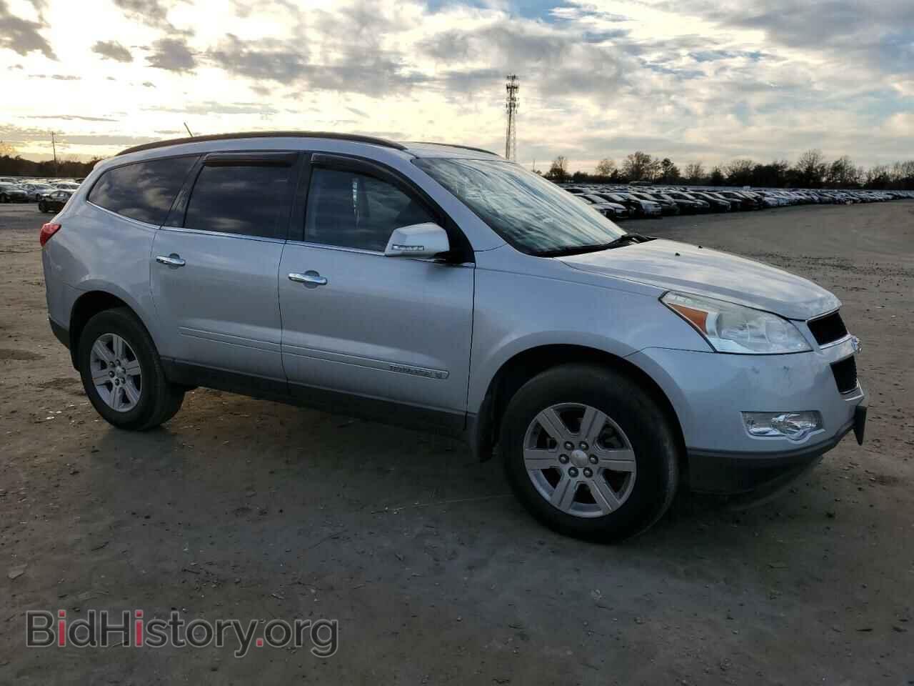 2009 CHEVROLET TRAVERSE - VIN: 1GNER23D19S181866 - Фото 4