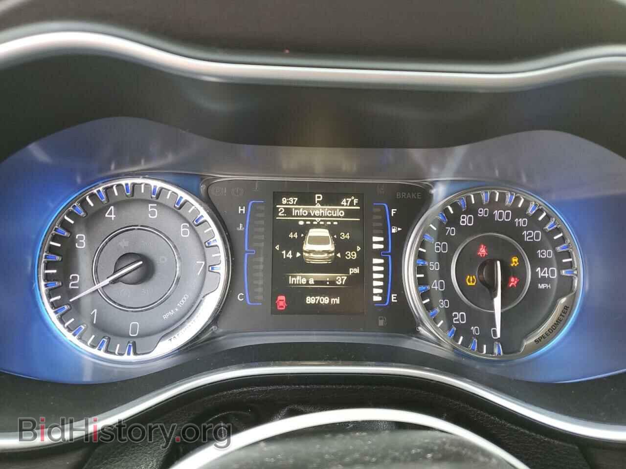 2016 CHRYSLER 200 - VIN: 1C3CCCAB9GN102694 - Фото 9