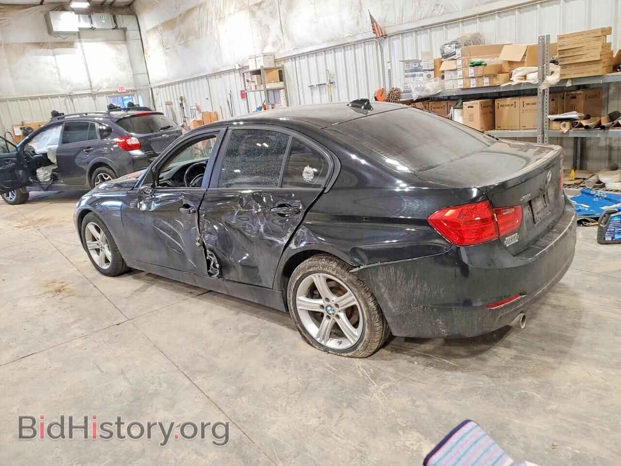 2013 BMW 3 SERIES - VIN: WBA3C3C55DF980564 - Photo 2