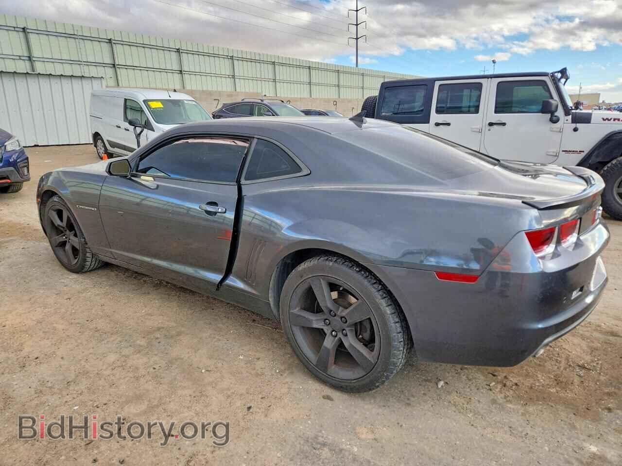 2010 CHEVROLET CAMARO - VIN: 2G1FC1EV4A9219121 - Фото 2