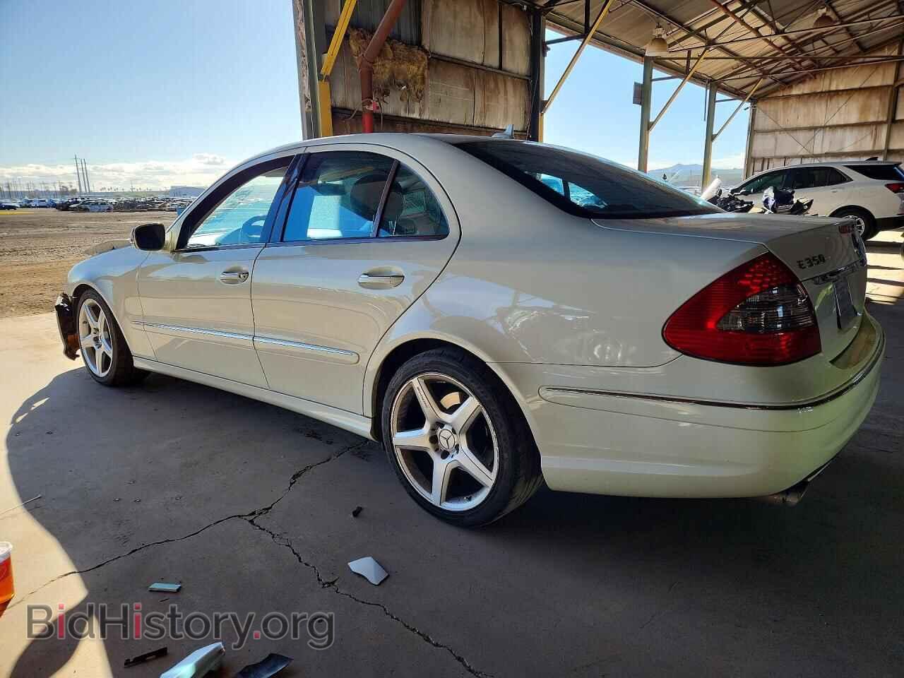 2009 MERCEDES-BENZ E-CLASS - VIN: WDBUF56X59B424064 - Фото 2