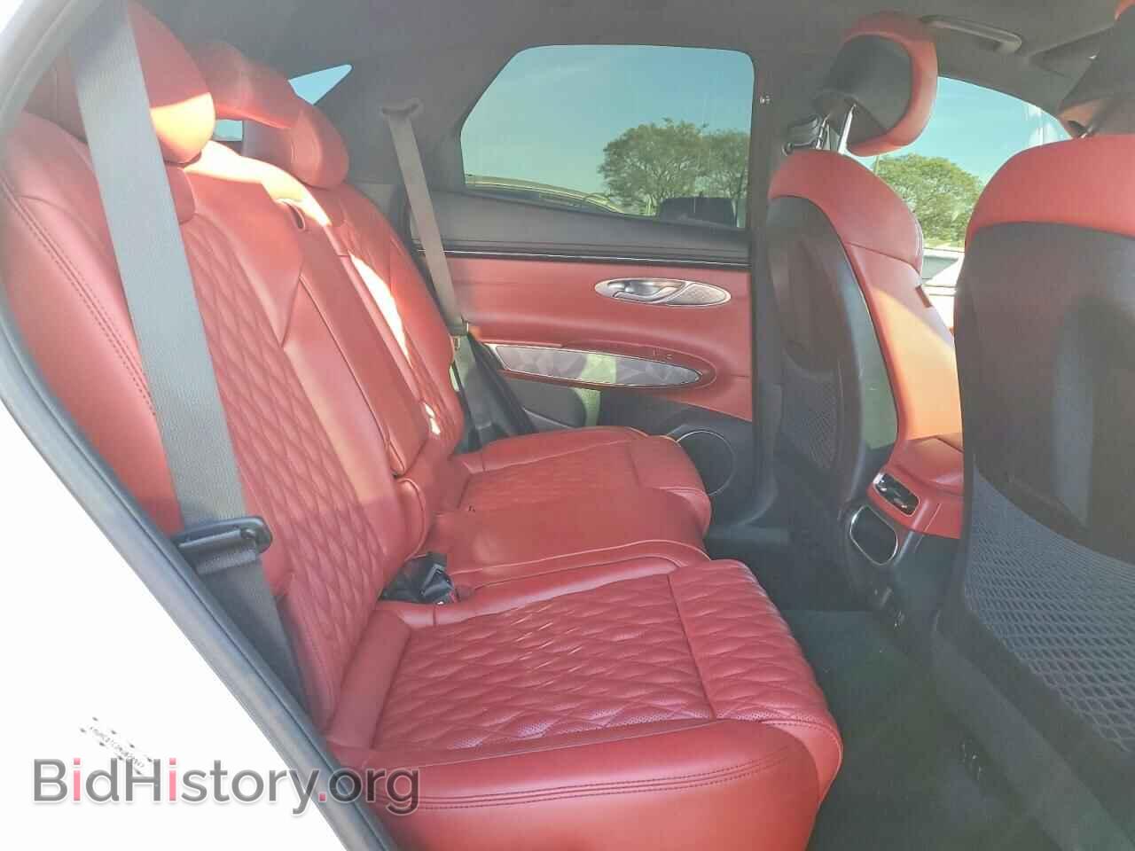 2022 GENESIS GV70 BASE - VIN: KMUMCDTC2NU020947 - Photo 11