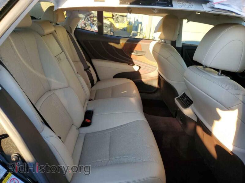 2018 Lexus LS500 (VIN JTHB51FF3J5004008) — photo 10 of 13