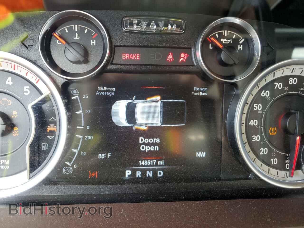 2017 RAM All Models - VIN: 3C6UR5DL0HG772988 - Фото 9