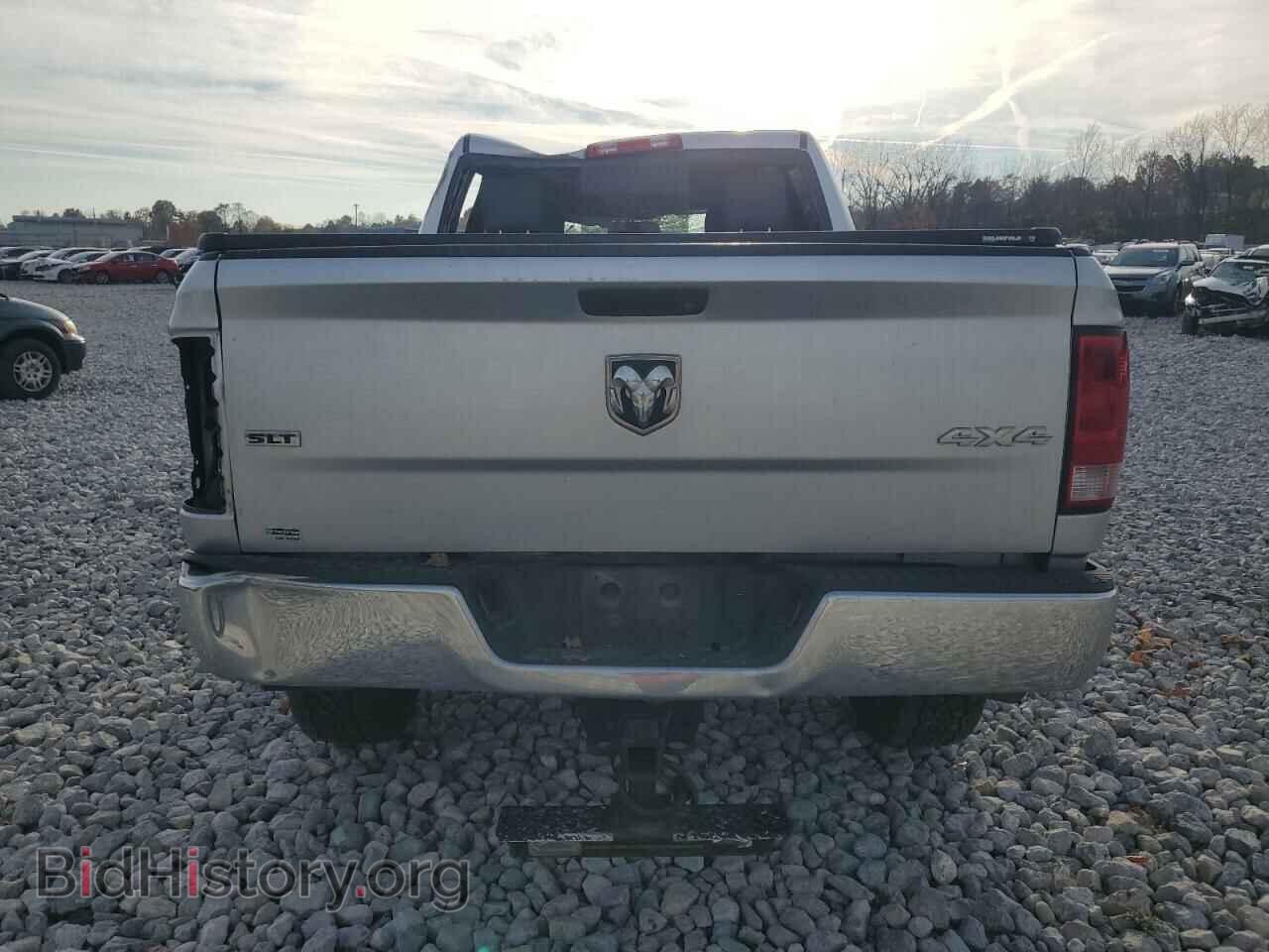 2018 RAM All Models - VIN: 3C6UR5DL3JG395000 - Photo 6