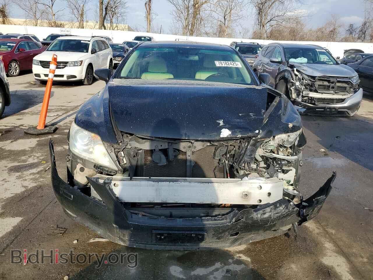 2011 LEXUS LS460 - VIN: JTHCL5EF8B5010066 - Photo 5
