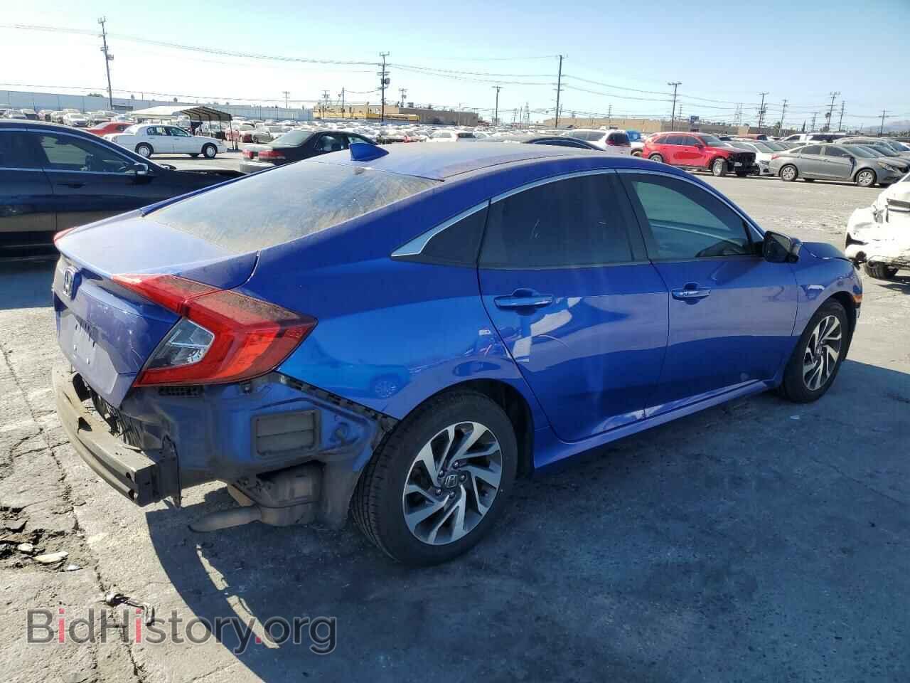 2018 HONDA CIVIC - VIN: 19XFC2F72JE036069 - Фото 3