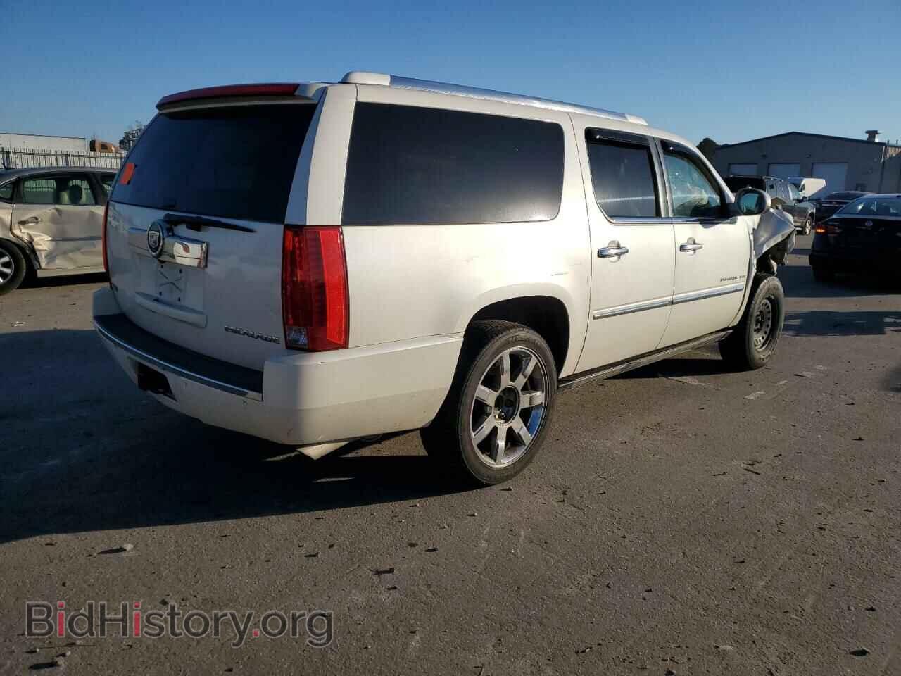 2011 CADILLAC ESCALADE - VIN: 1GYS3JEF6BR217547 - Фото 3