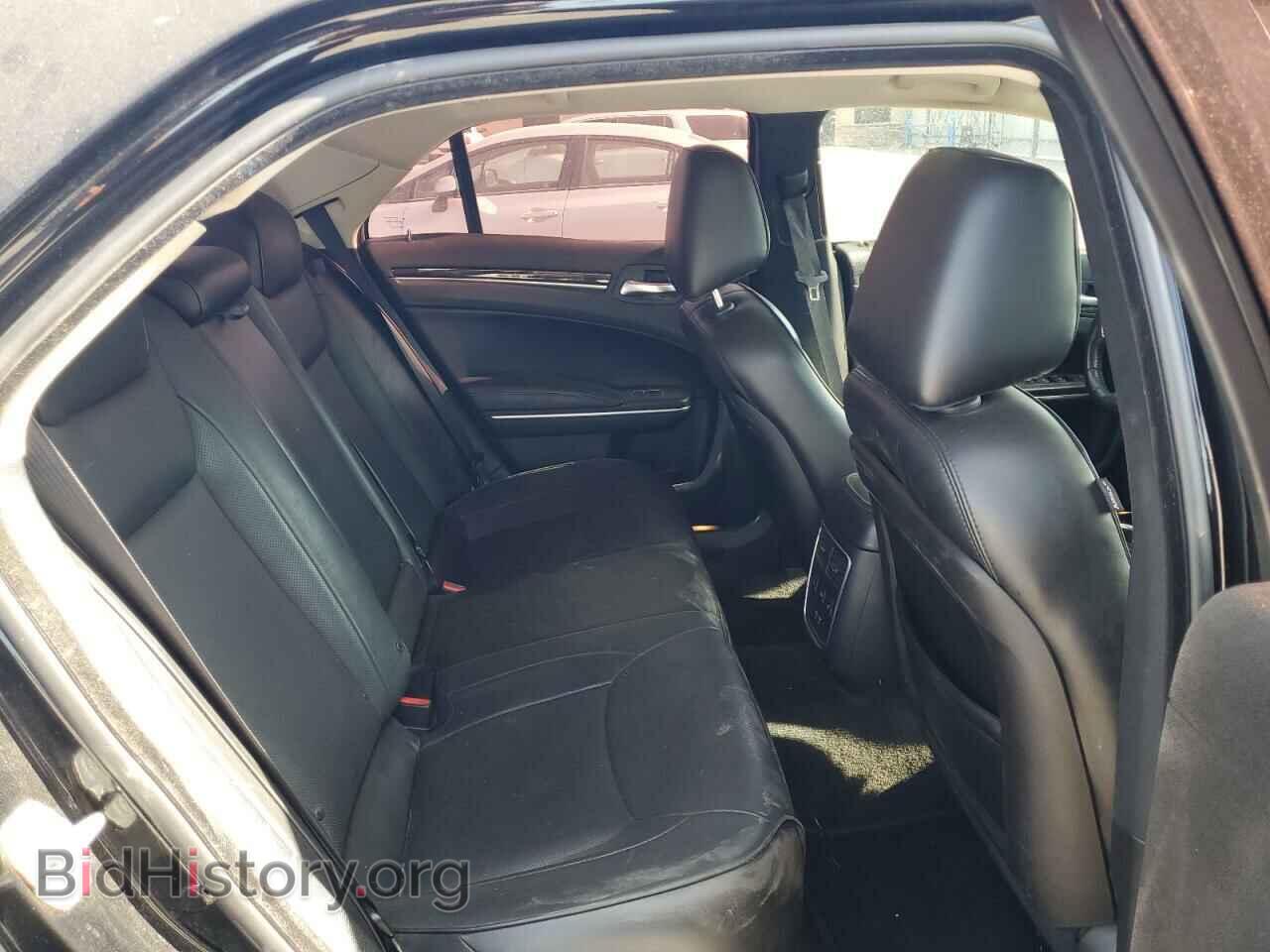 2016 CHRYSLER 300 - VIN: 2C3CCAEG3GH123446 - Фото 10
