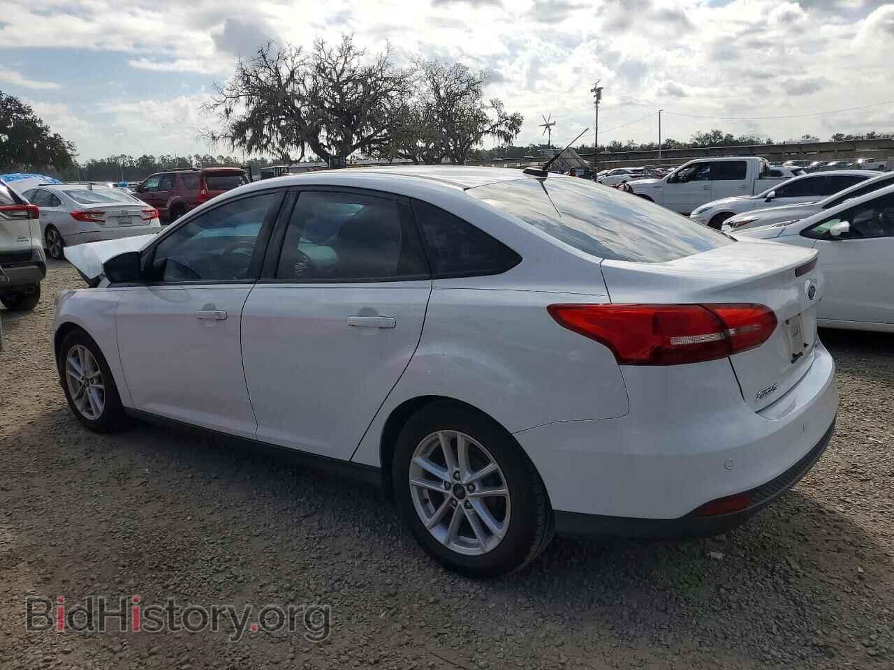 2016 FORD FOCUS - VIN: 1FADP3F29GL389095 - Photo 2