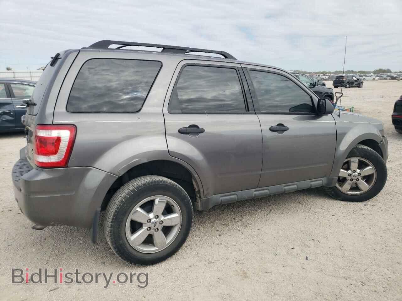2010 FORD ESCAPE - VIN: 1FMCU9D75AKB43685 - Фото 3