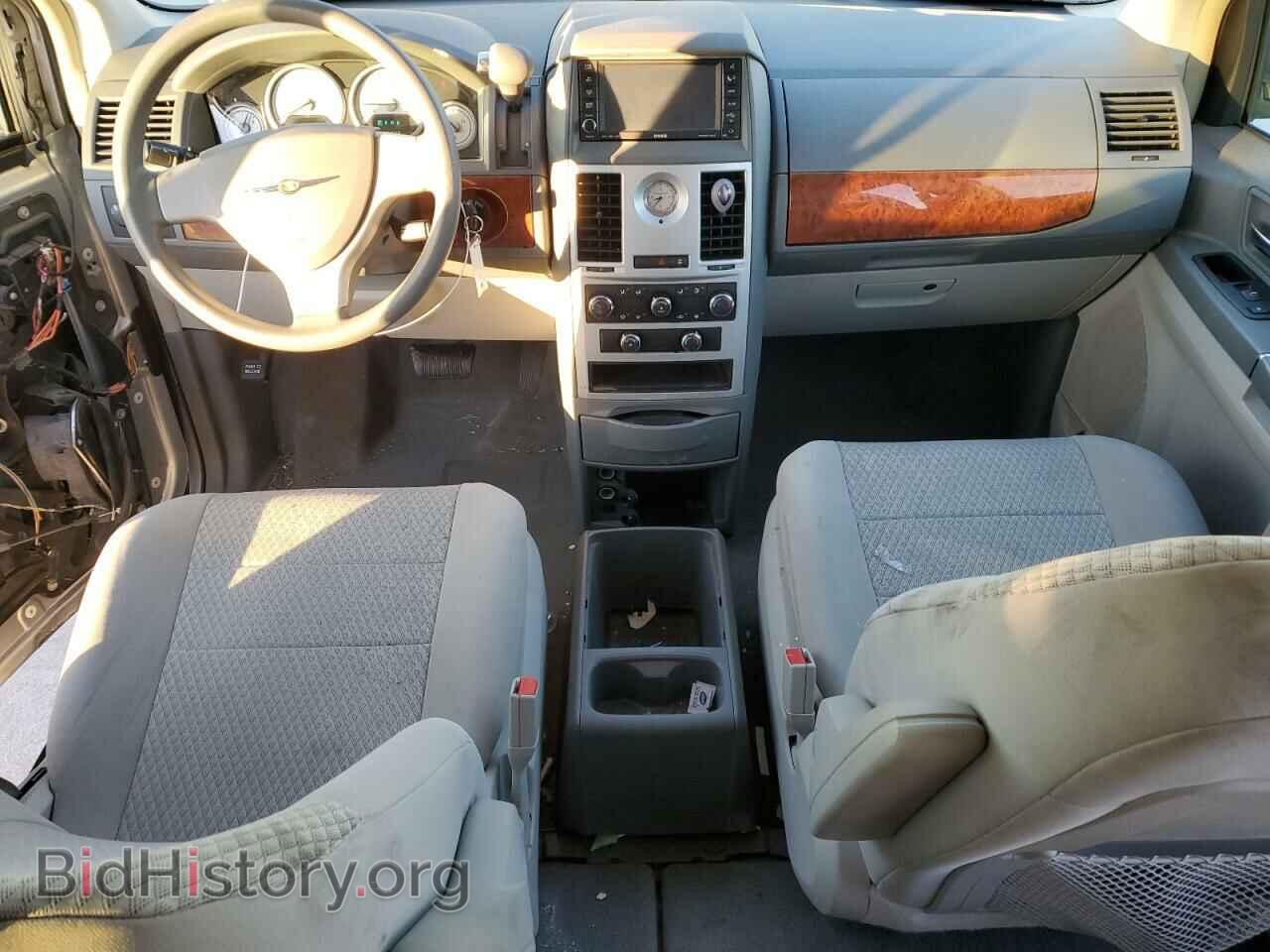 2009 CHRYSLER MINIVAN - VIN: 2A8HR44E89R577456 - Фото 8