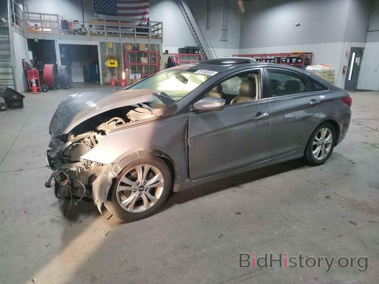 Photo 5NPEC4AC3BH032217 - HYUNDAI SONATA 2011